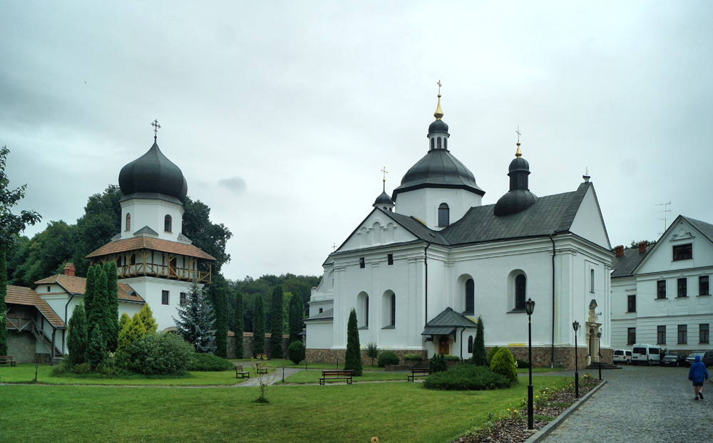Крехівський монастир
